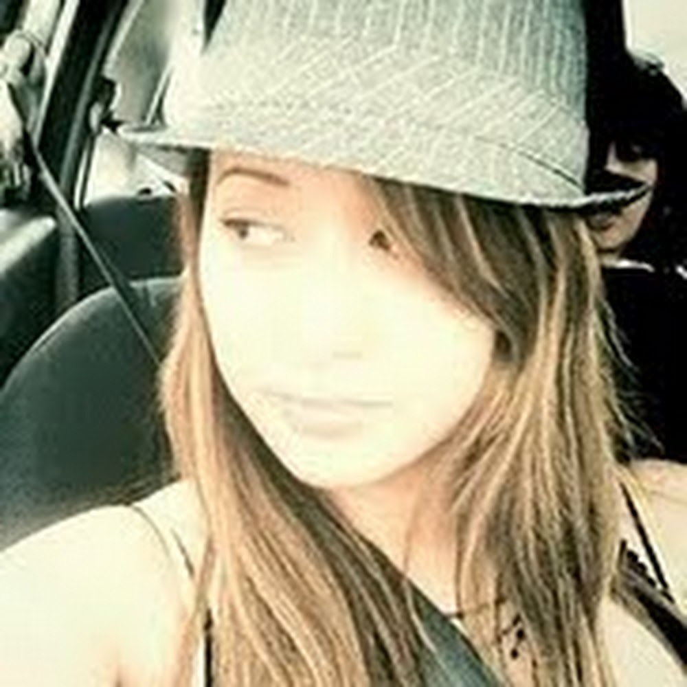 Meet your Posher, Pamela